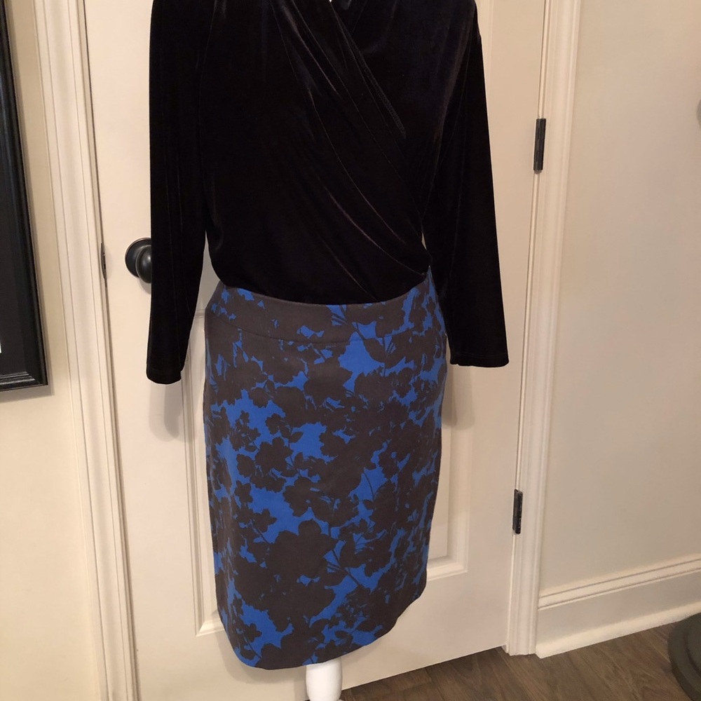 Beautiful royal blue and charcoal Talbots skirt